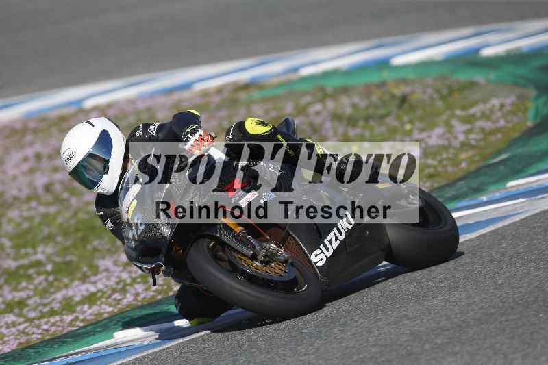 /Archiv-2024/02 29.01.-02.02.2024 Moto Center Thun Jerez/Gruppe schwarz-black/112